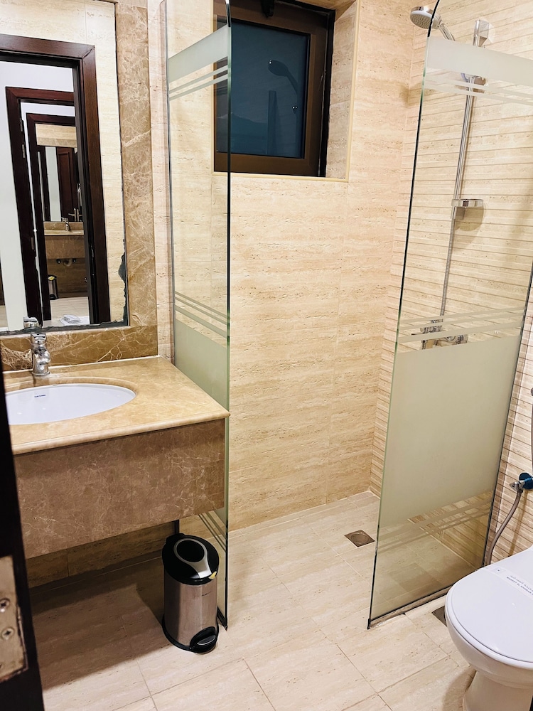 مبيت للشقق الفندقية(Mabeet Hotel Apartments) 53/54