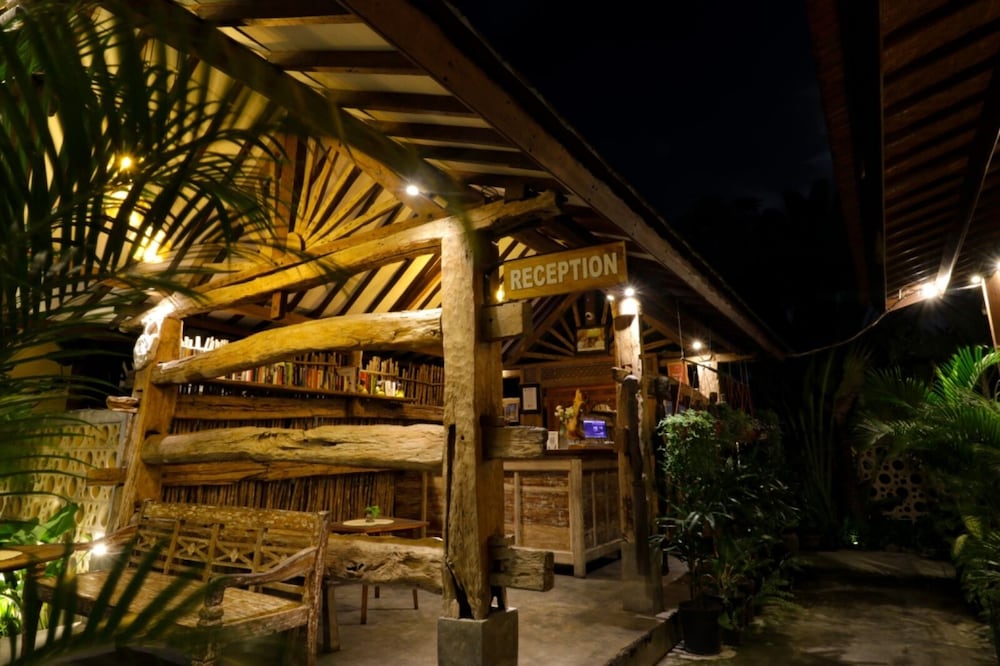Mina Pelasa Hotel and Resto 19/61