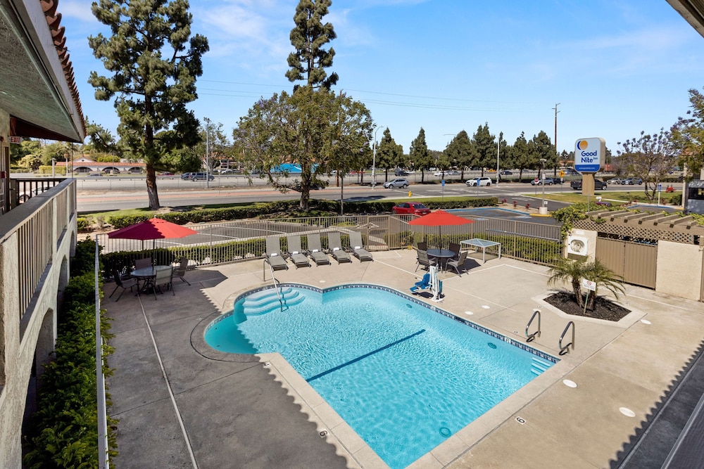 Good Nite Inn Camarillo 34/40
