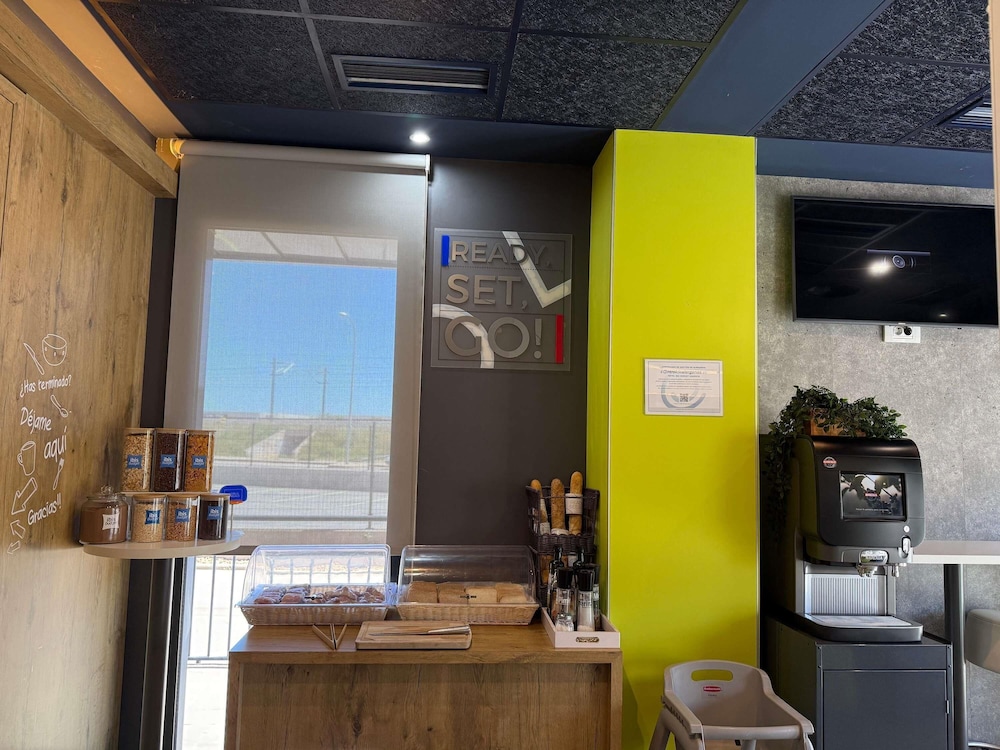Hotel ibis budget Valencia Alcasser 17/43