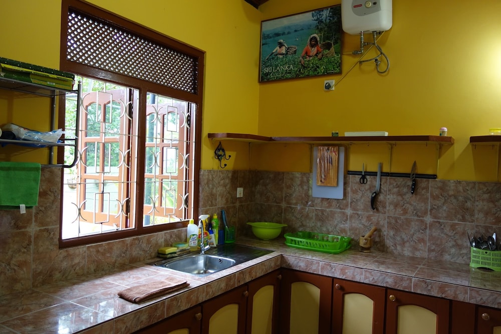Manel Guesthouse 49/50