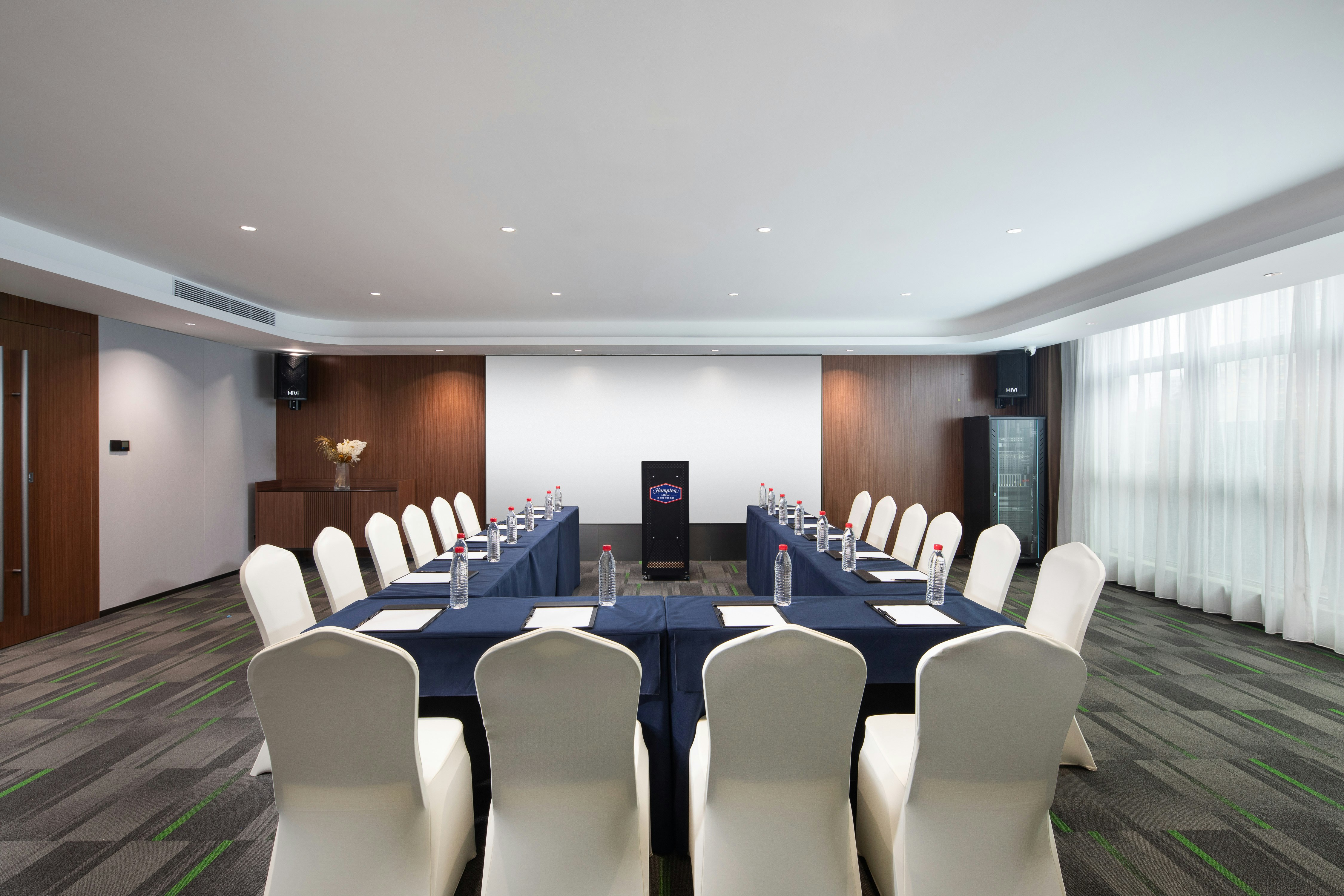 Hampton by Hilton Shenzhen Bao ' an Xin ' an 37/50