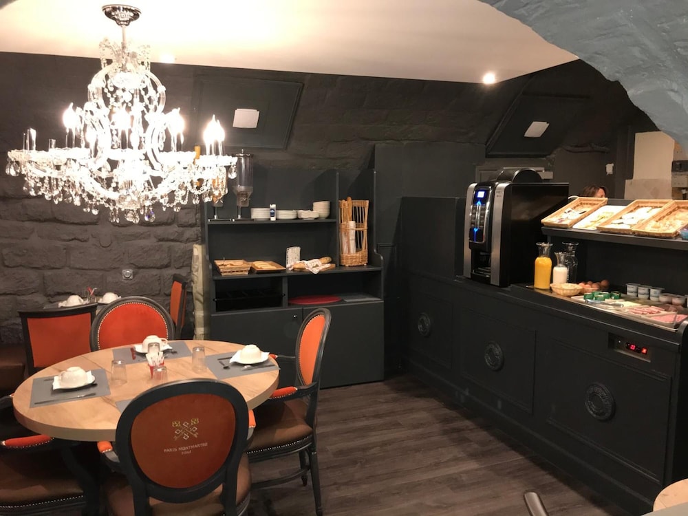 HOTEL DE PARIS MONTMARTRE 23/29
