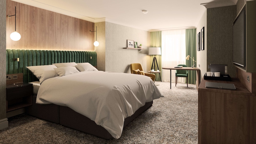 DoubleTree by Hilton Belfast Templepatrick Golf & Country Club 16/76