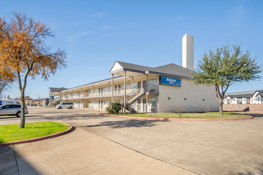 Rodeway Inn Garland Harbor Point 27/37