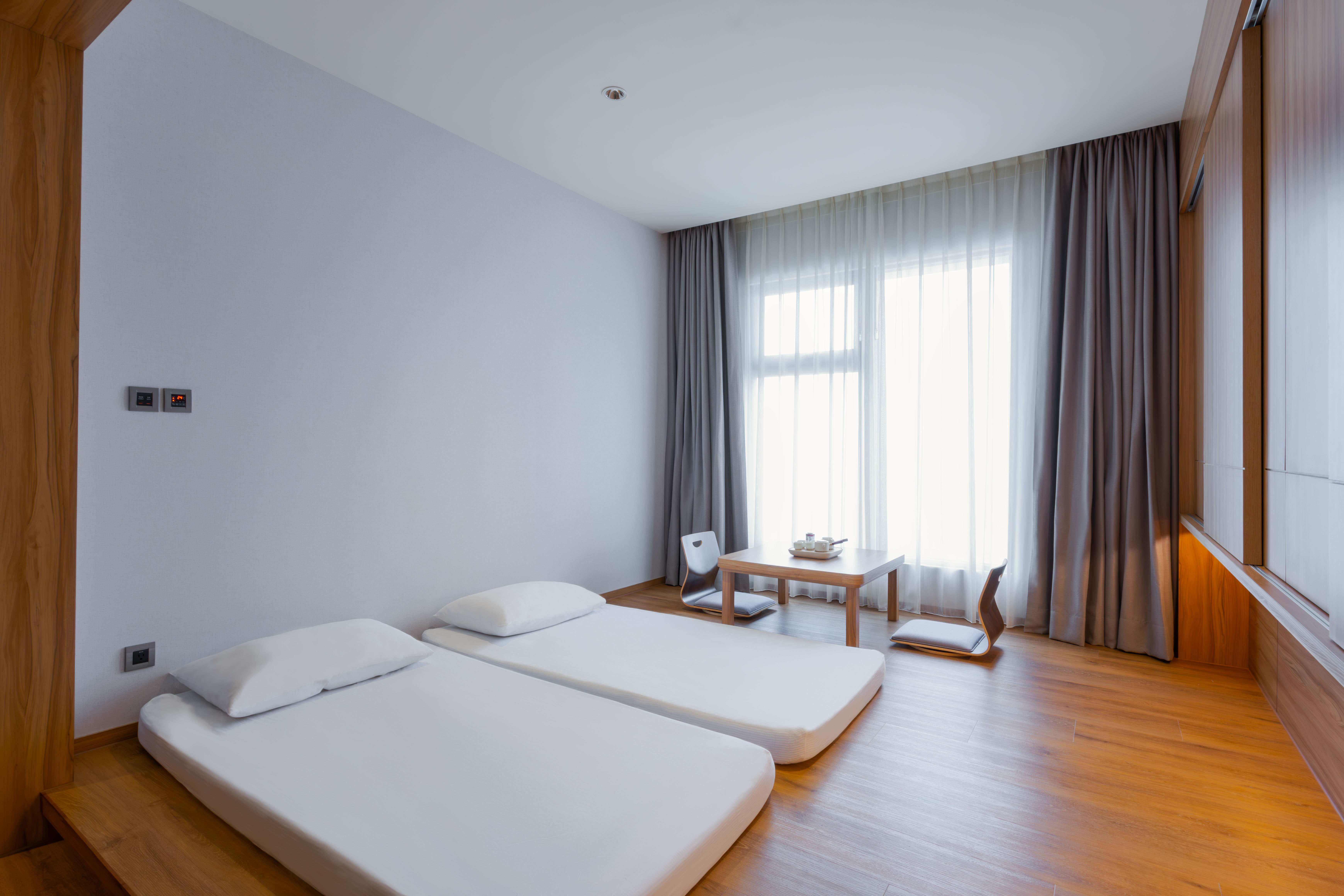 Japanese, Suite