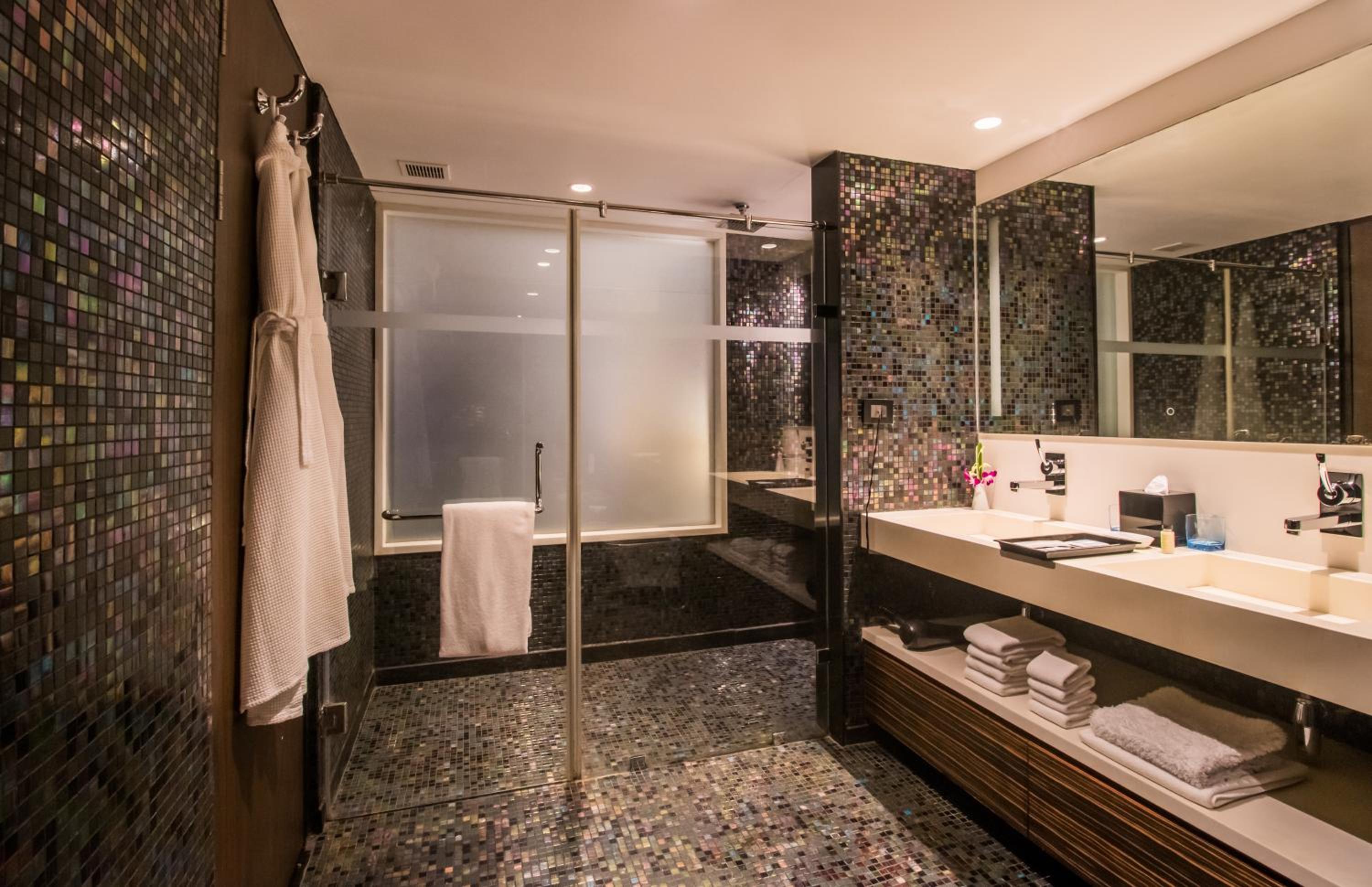 Spa, Superior, Double Bed, Garden View، Planet Hollywood Beach Resort 5/6