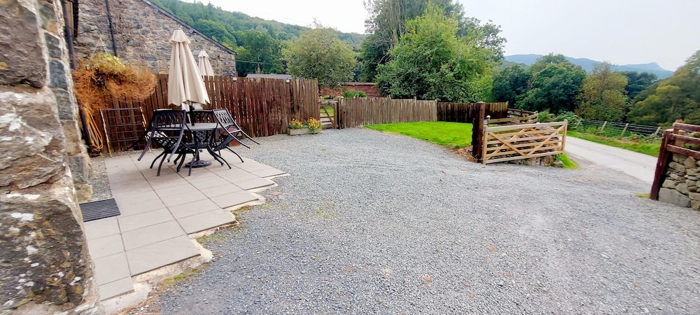 Dolgun Uchaf Guesthouse 33/47