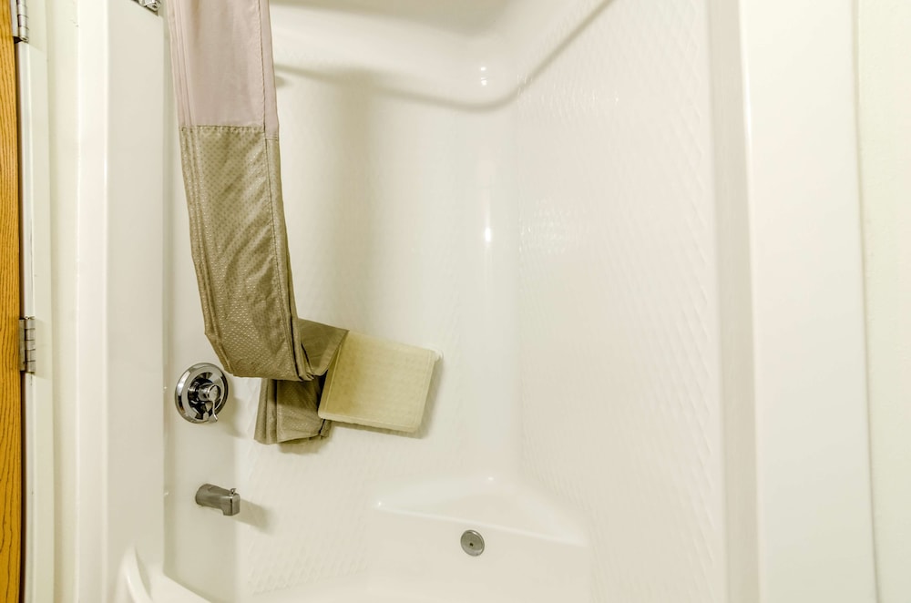 Motel 6 Kearney, NE 26/54
