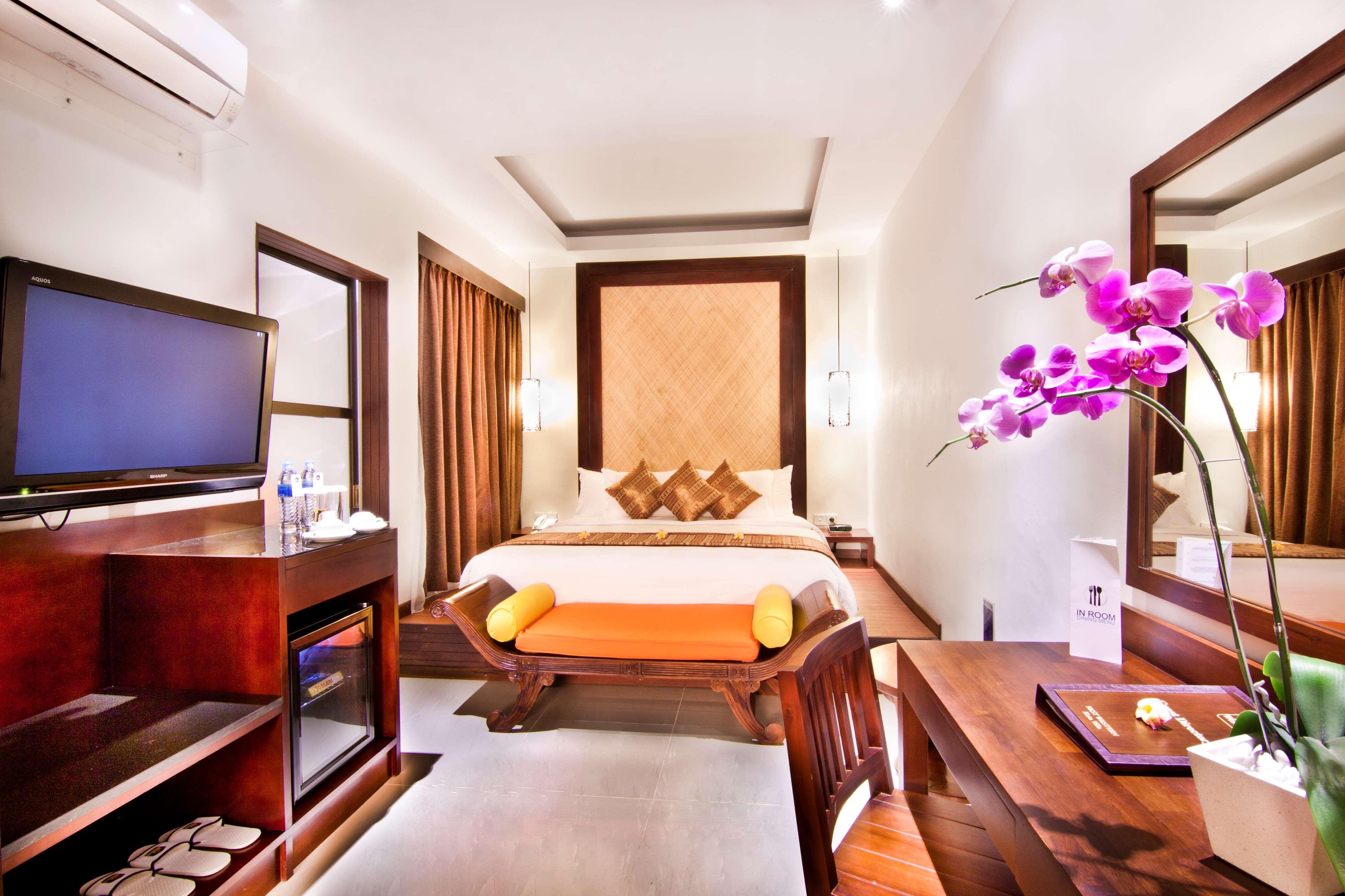 Villa, Queen Bed, Mini Pool, Bathtub, Smoking