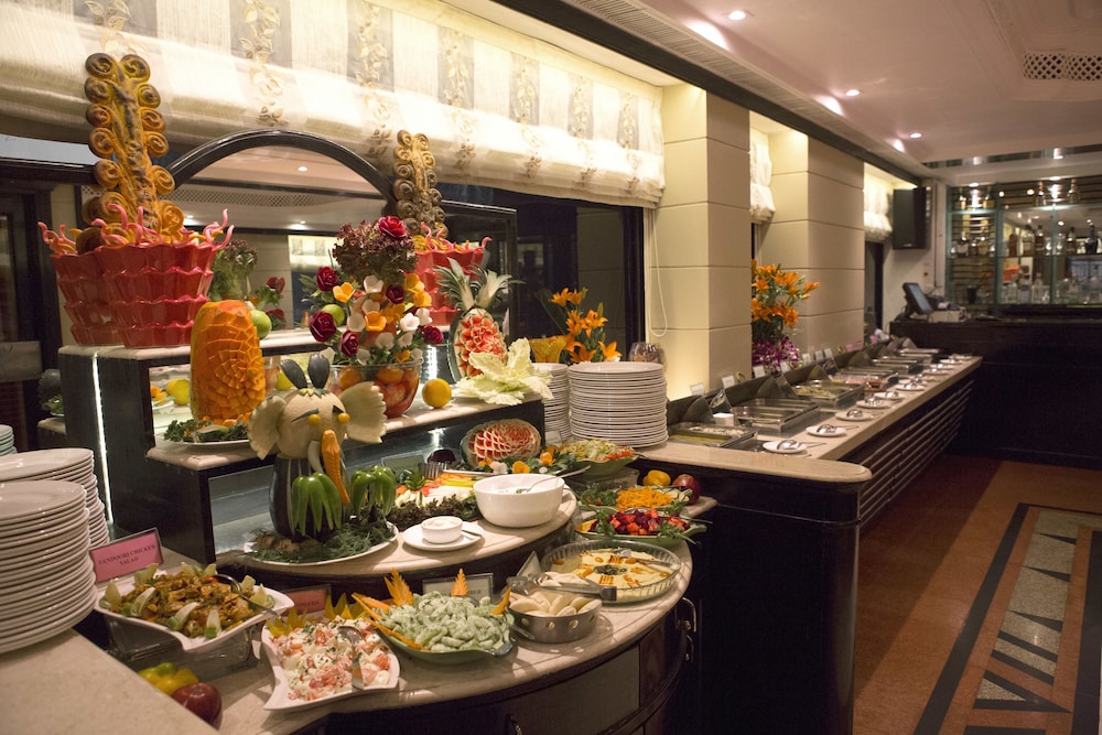Fariyas Hotel Mumbai 38/50