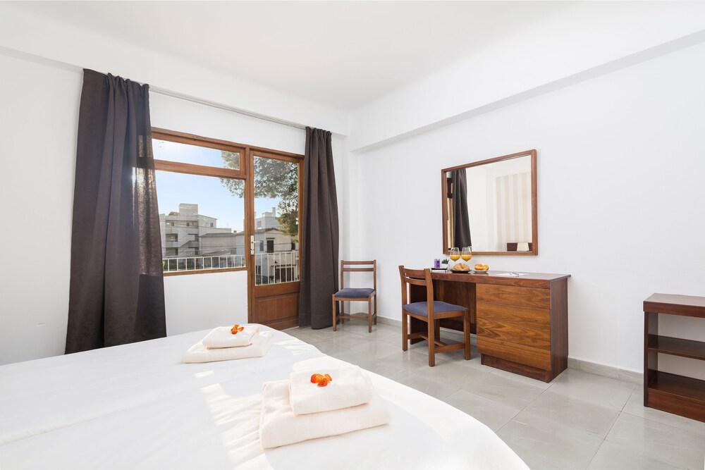 Hotel Santanyi Port 27/60
