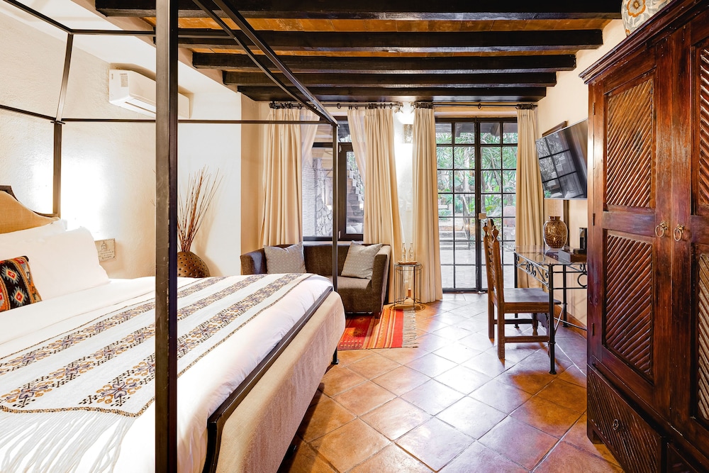 Master, Suite, King Bed