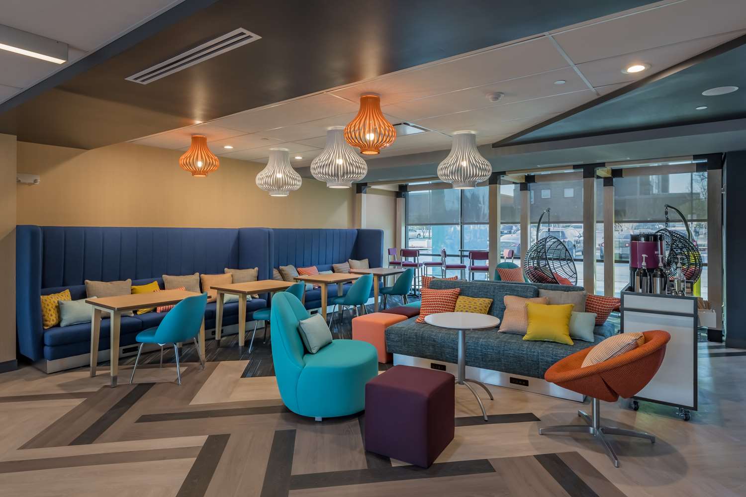 restaurant cafeteria