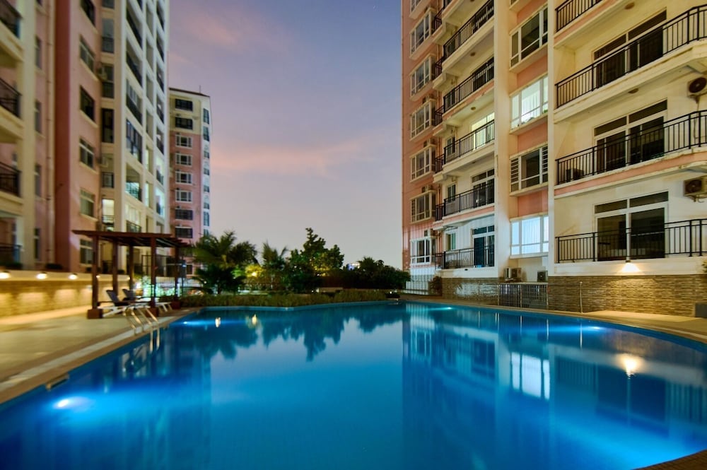Chateau Towers Hotel Apartment 6/33