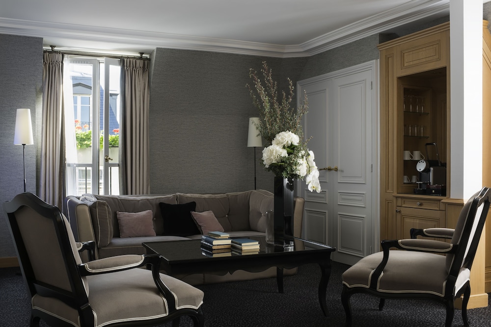 Sofitel Paris Baltimore Tour Eiffel 44/70