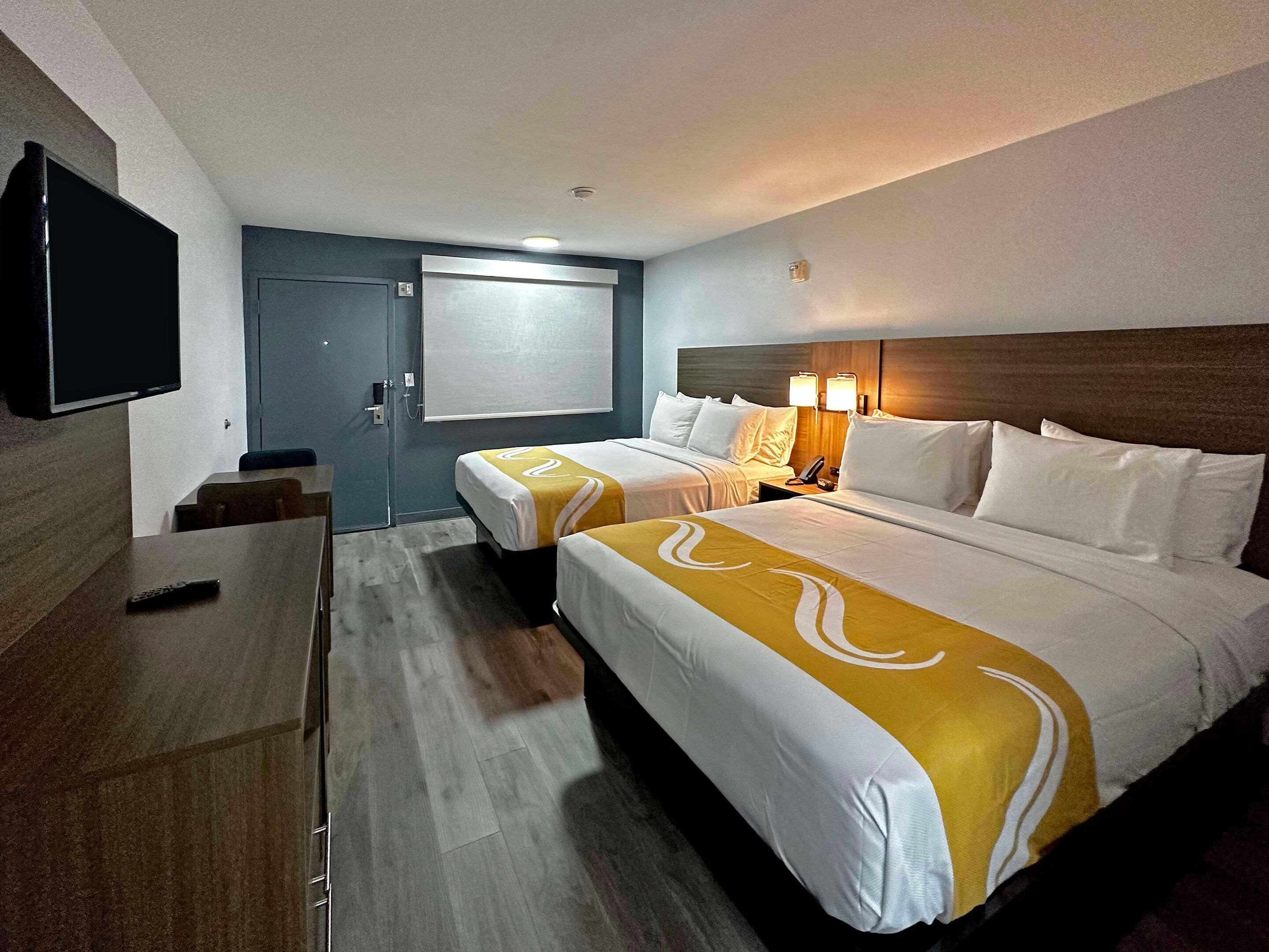 ROOM, 2 QUEEN BEDS