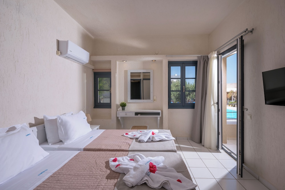 Creteco Hotel & Suites 37/72