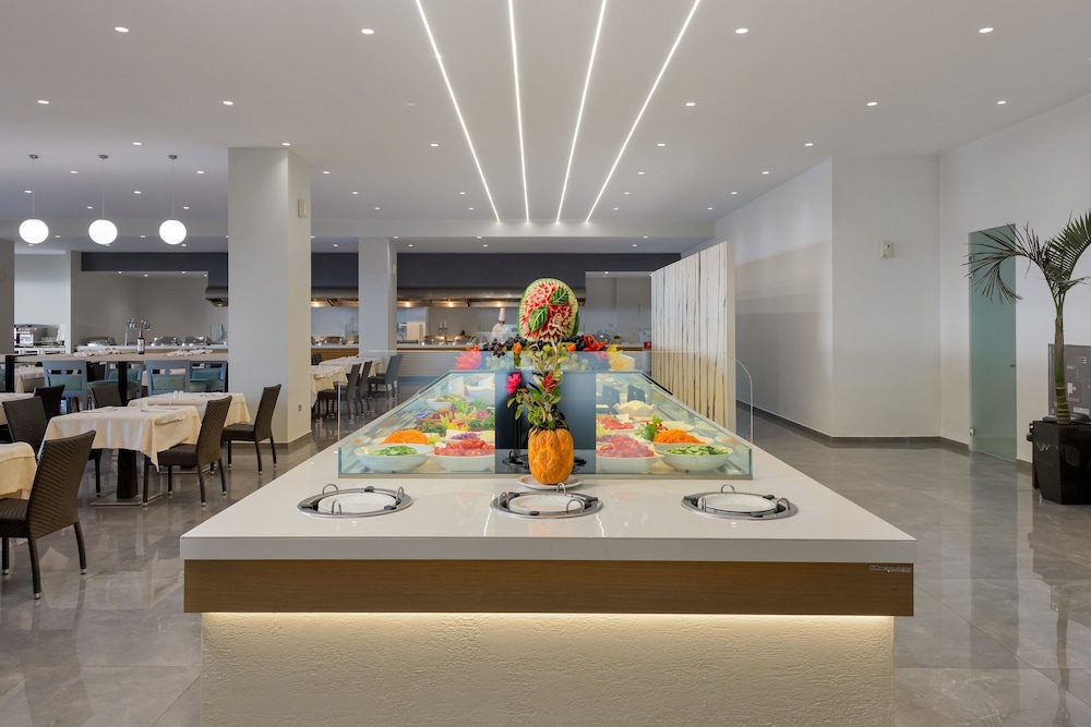 Avra Beach Resort Hotel & Bungalows - All Inclusive 58/68