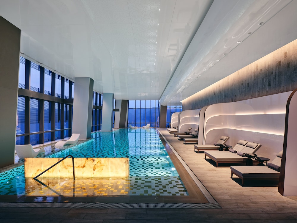 Intercontinental Chongqing Raffles City 34/70