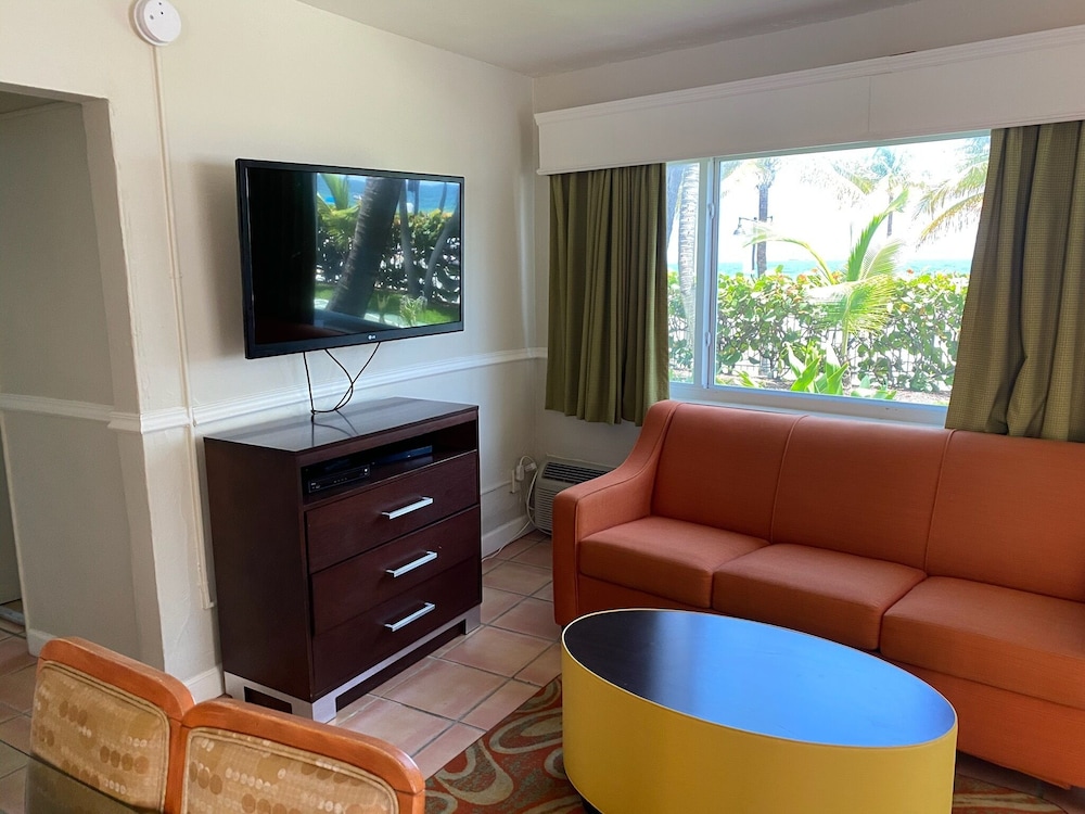 Silver Seas Beach Resort 39/67