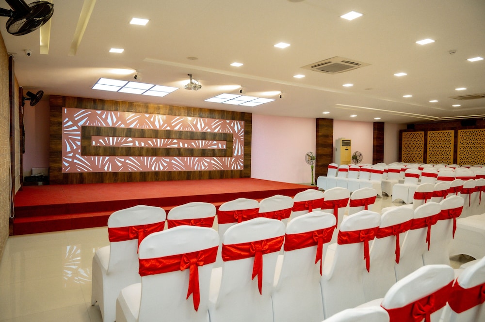 Hotel Mansha Regency 39/50