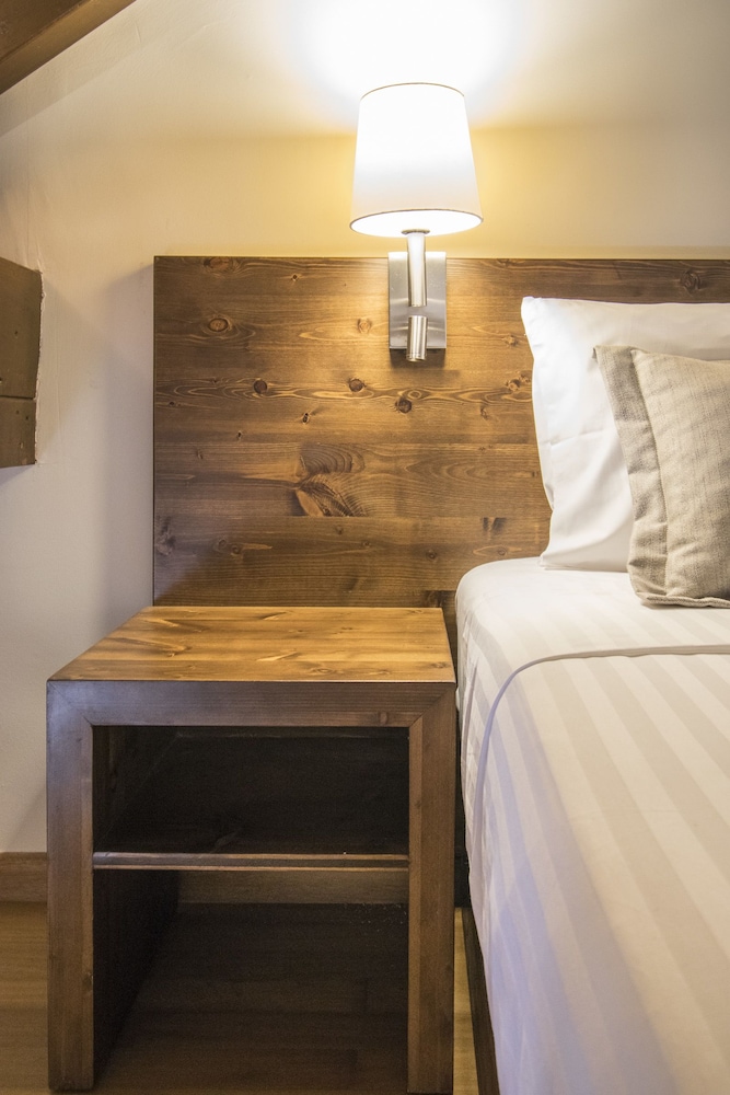 D'Argento Boutique Rooms 40/63