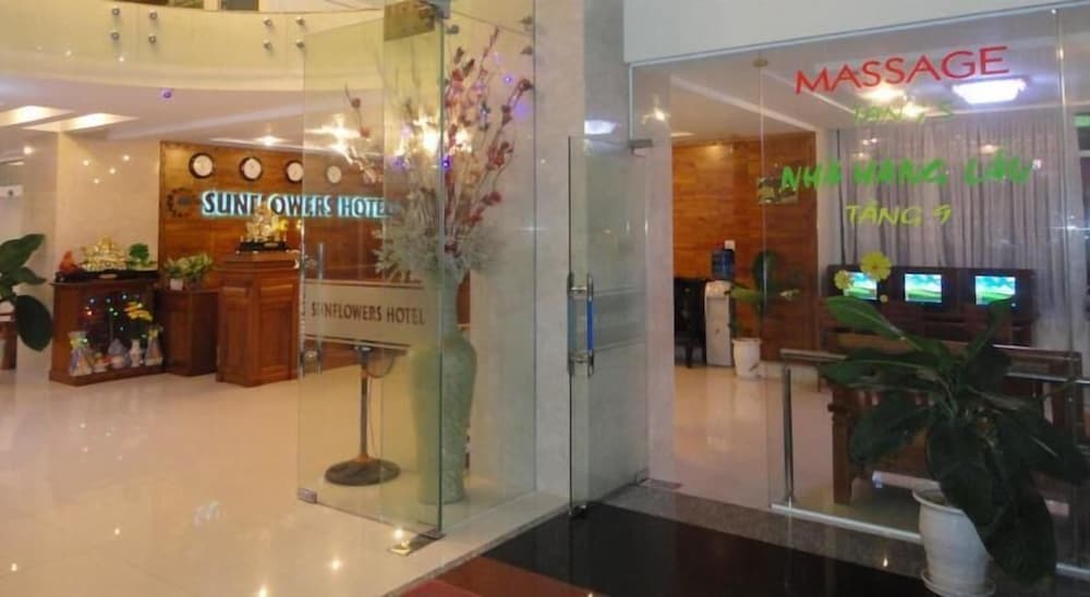 Hoang Yen Canary Hotel 9/66