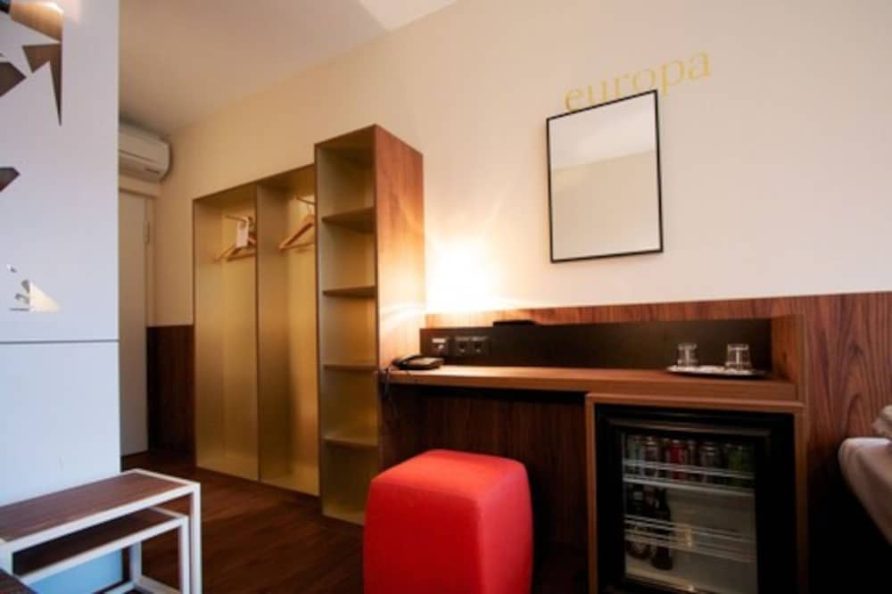 Hotel Europa Life 48/48