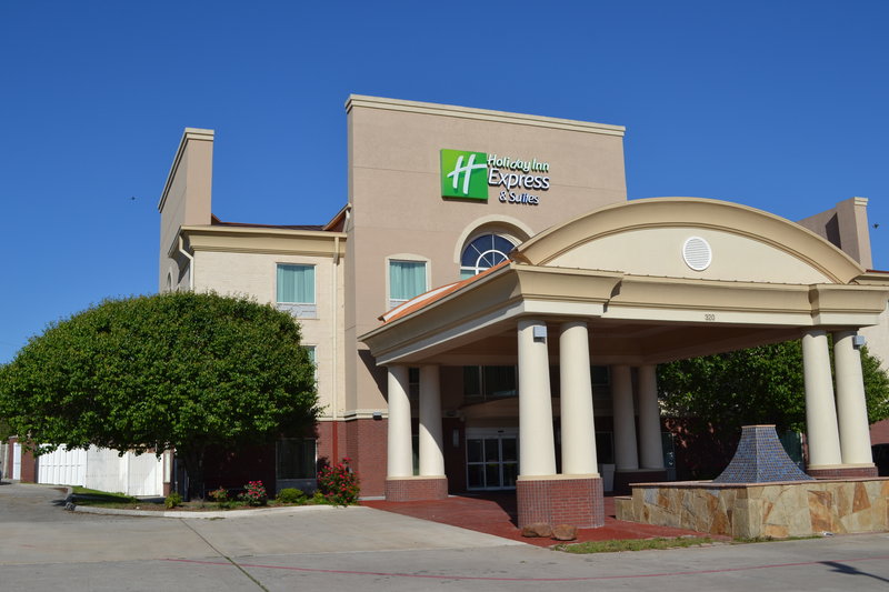Holiday Inn Express Hotel Suites Gainesville 60/64