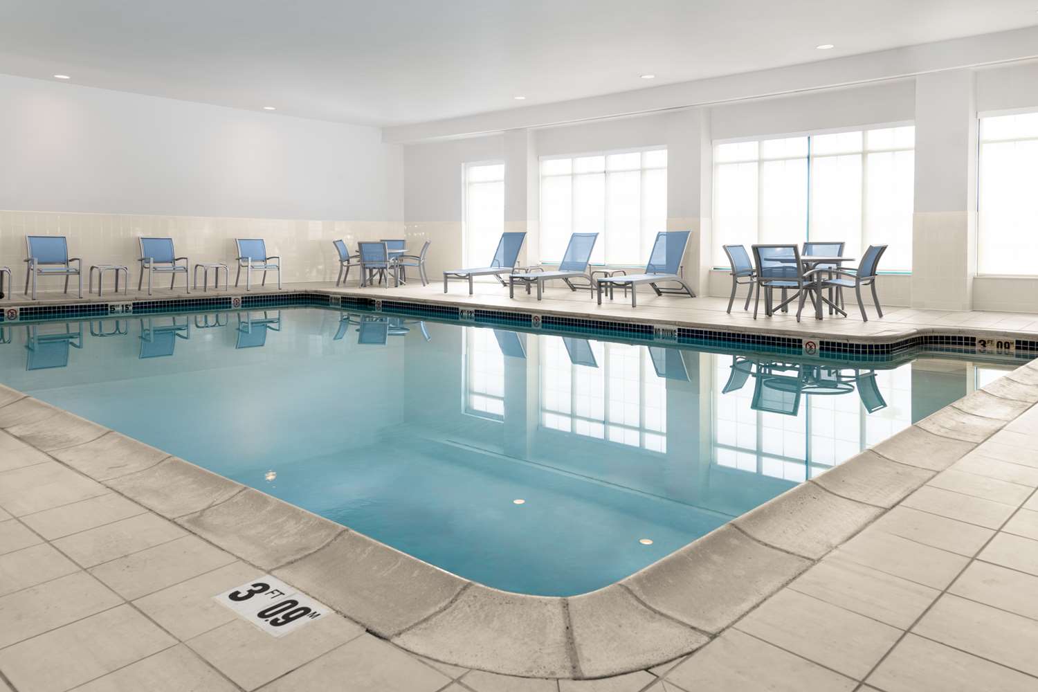 swimming pool spa