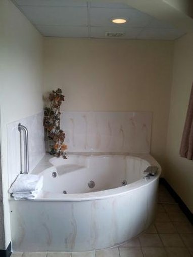Boarders Inn and Suites Wautoma 21/21
