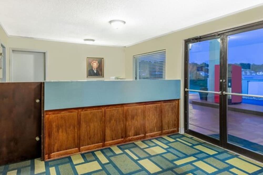 Days Inn by Wyndham Hannibal 11/22