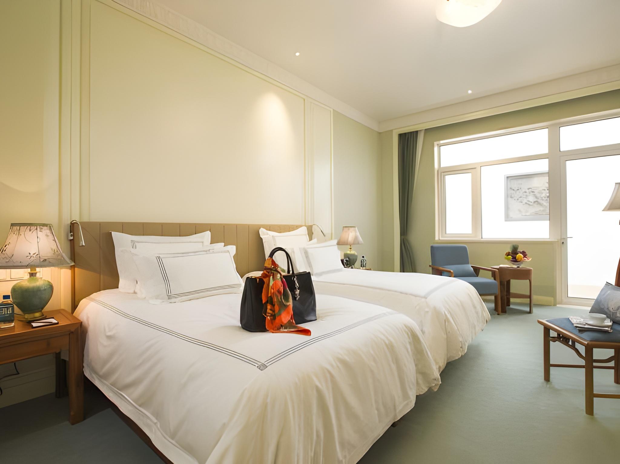 Elegant, 2 Beds