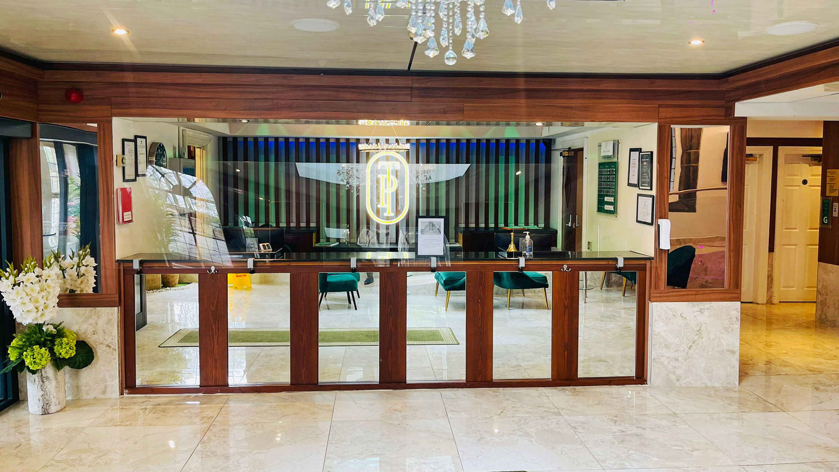 OYO Tong Park Hotel 7/50