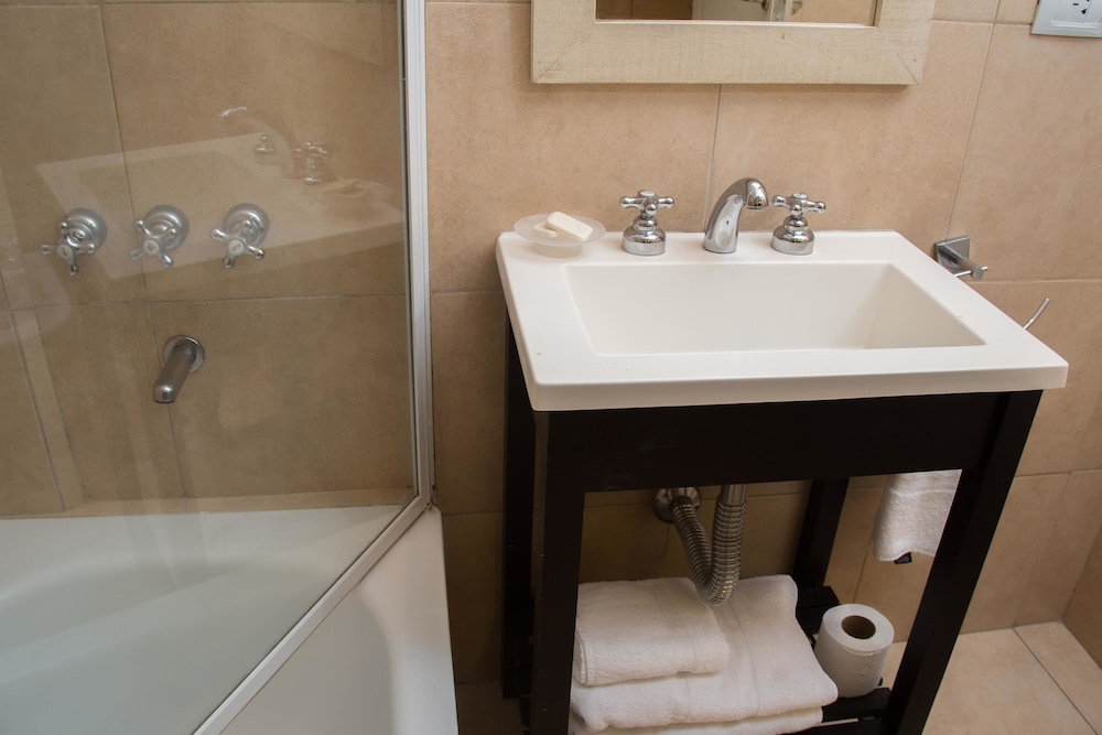 San Martin Suites 42/50