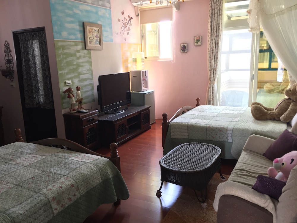 Hualien Paris Home B&B 15/66