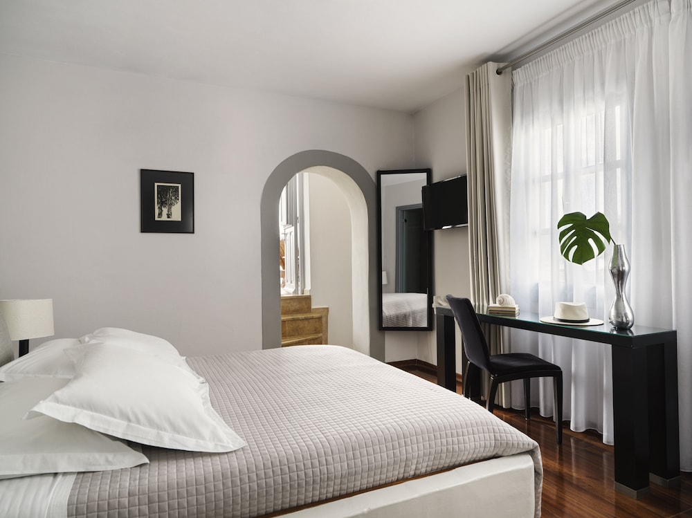 Petra, Suite, Queen Bed, Panoramic Sea View, 2 Sofa, Terrace