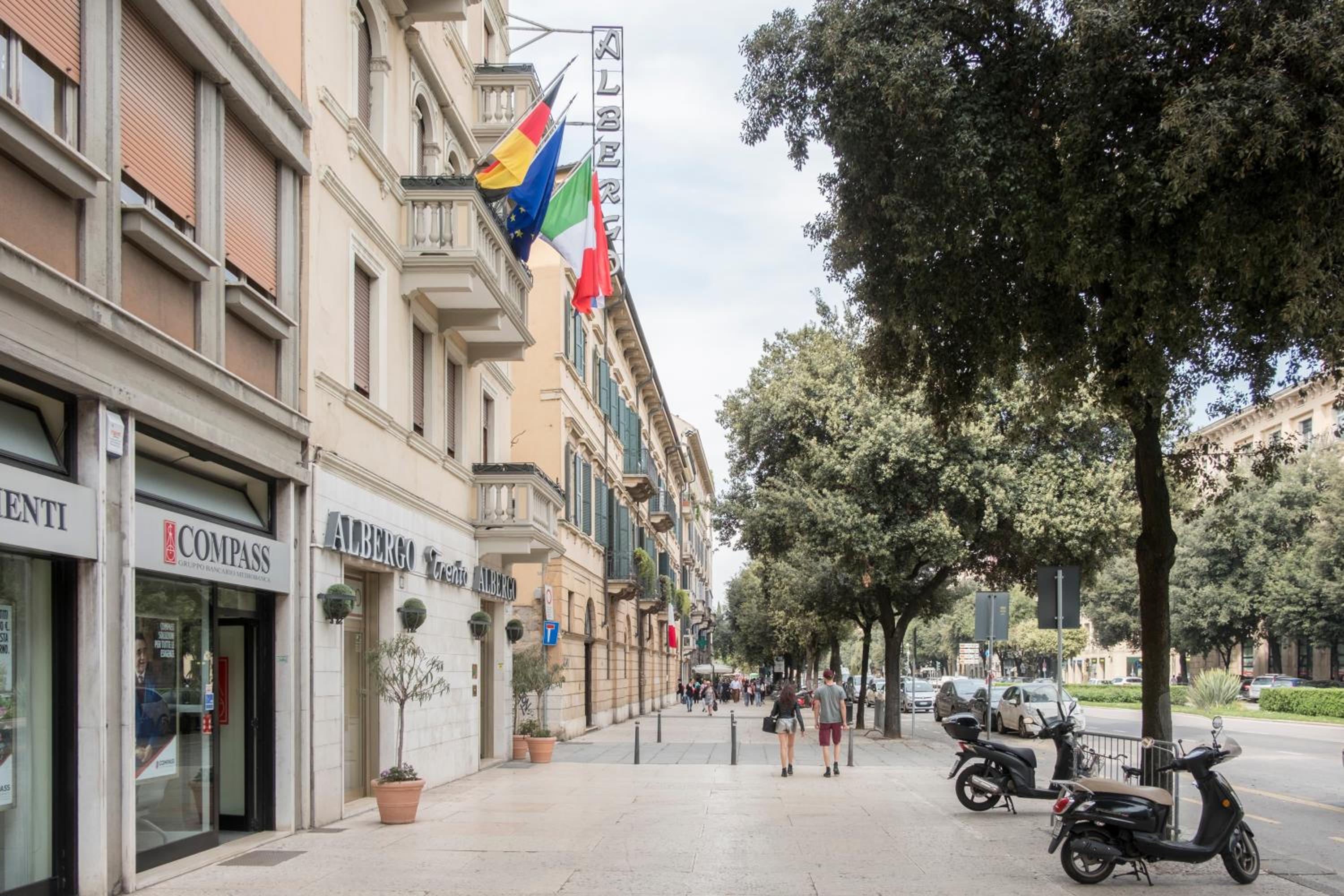 Albergo Trento 40/51
