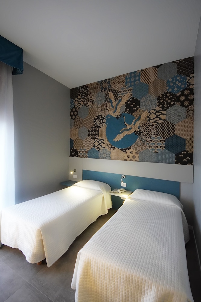 Hotel Master 18/36
