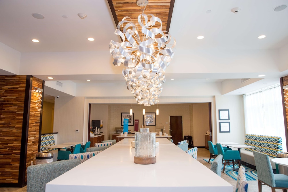 Hampton Inn Atlantic City Absecon 12/48