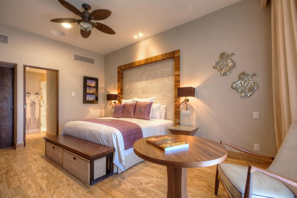 The Towers at Pueblo Bonito Pacifica- Adults Only 4/50