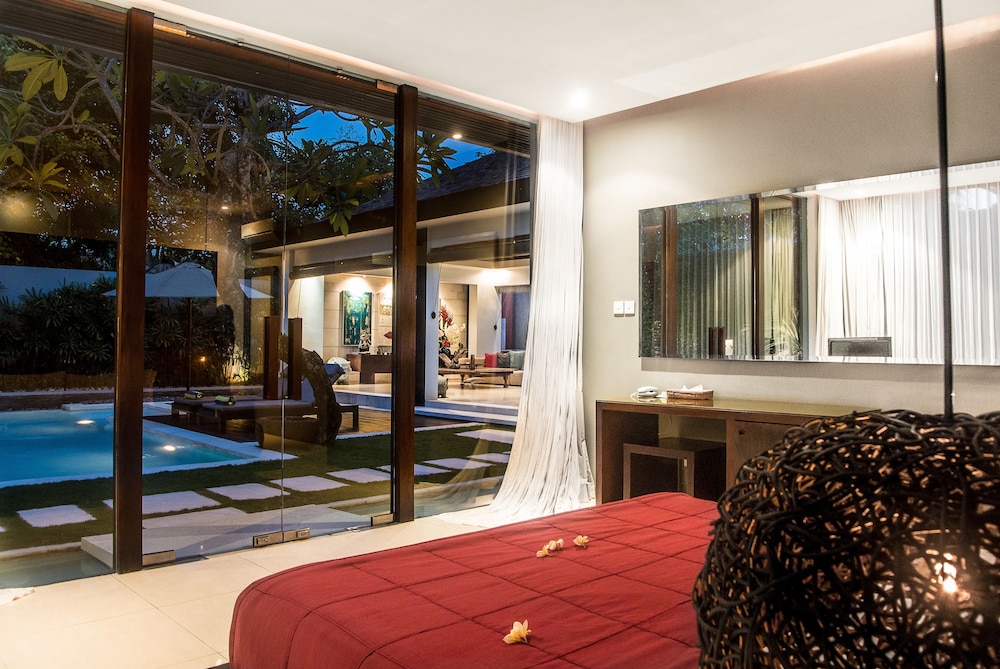 KEMBALI VILLAS 20/50
