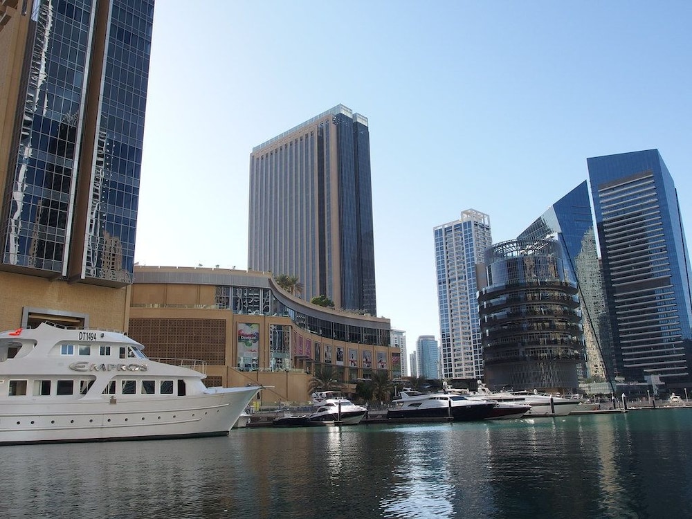 Media One Hotel Dubai, WorldHotels Crafted 95/97