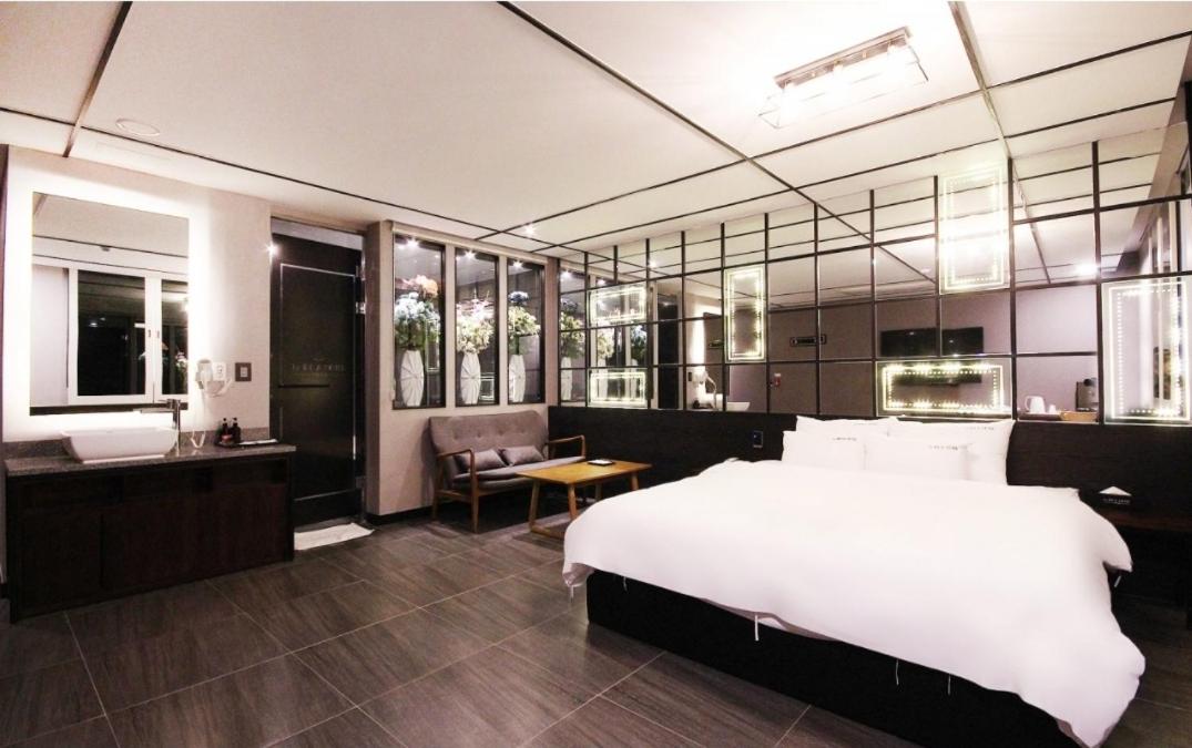 Le IDEA HOTEL 12/29