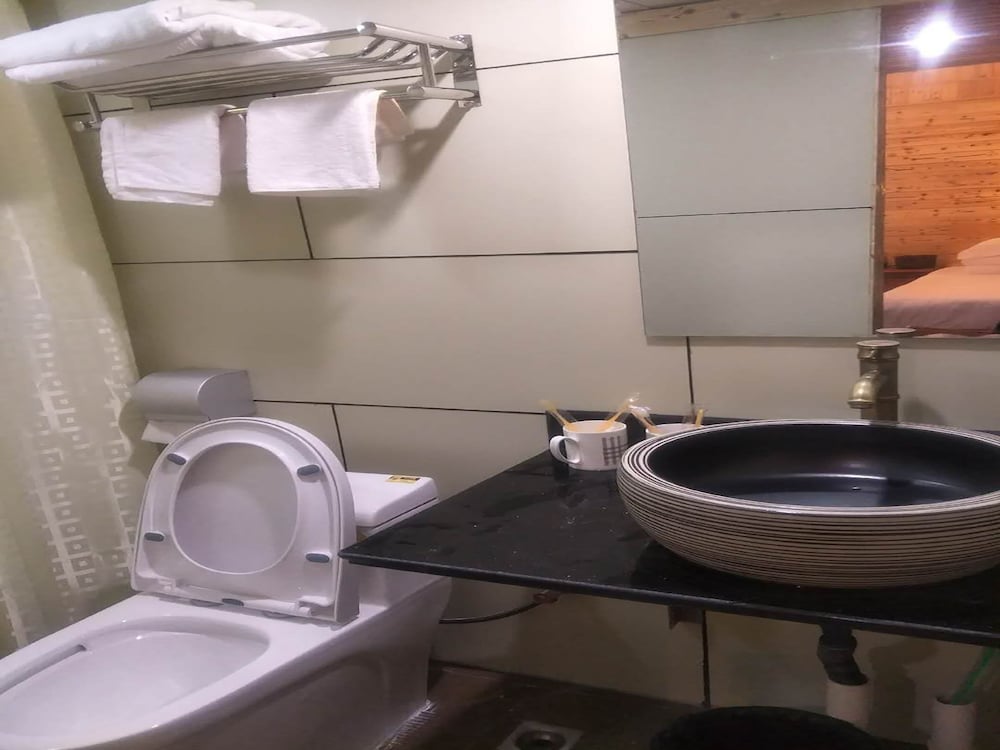Nanjing Qingdelou Inn 27/28