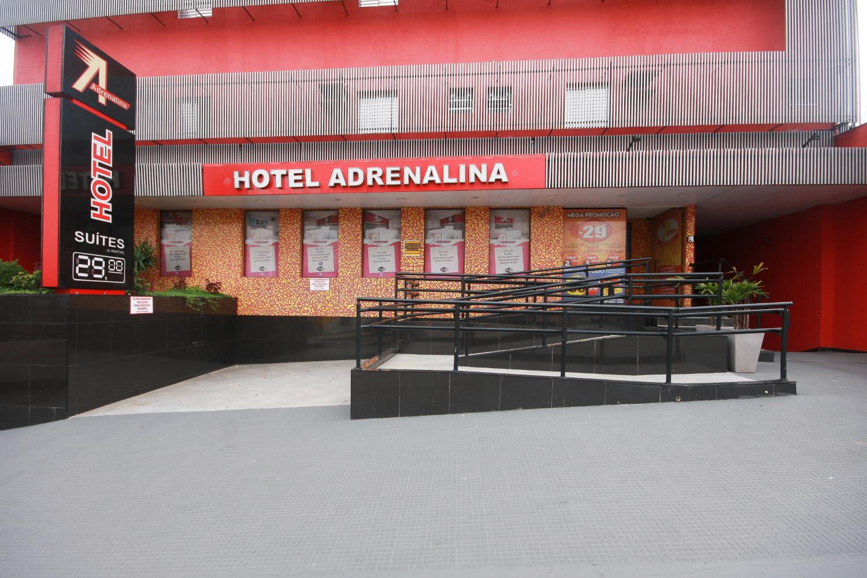 Adrenalina Hotel - Adults Only 3/51