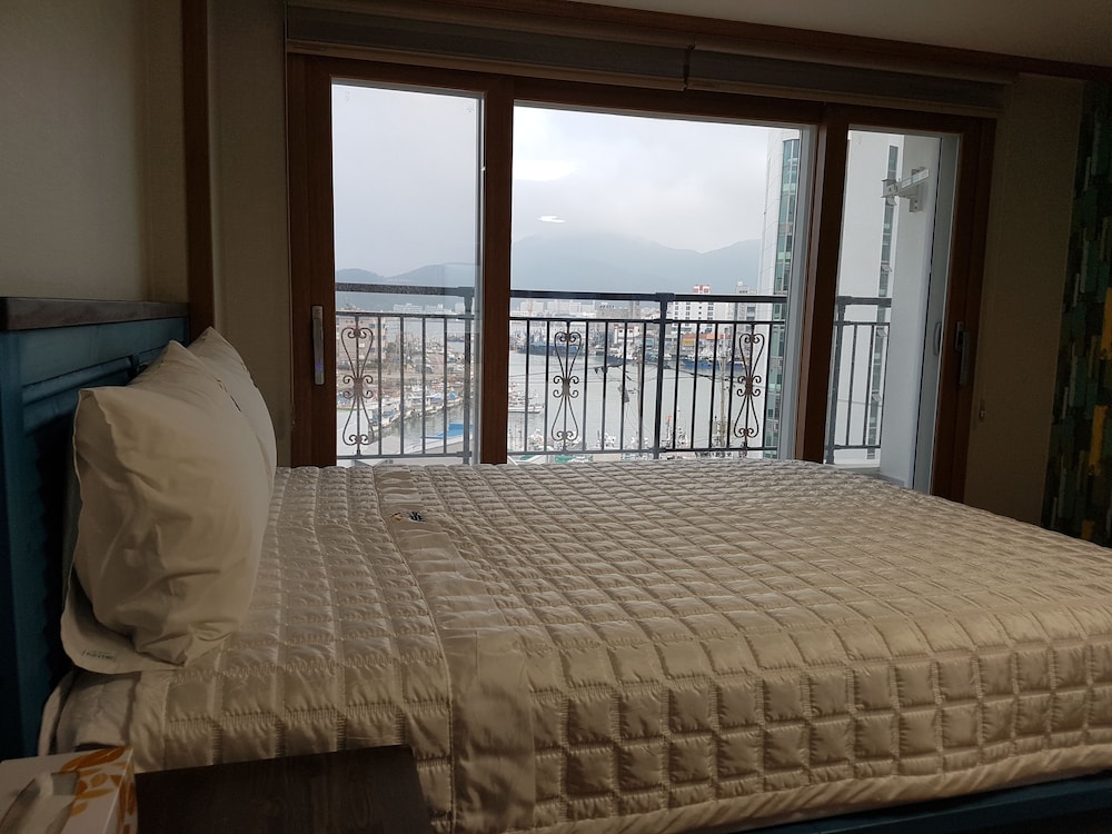The View Hostel 14/27