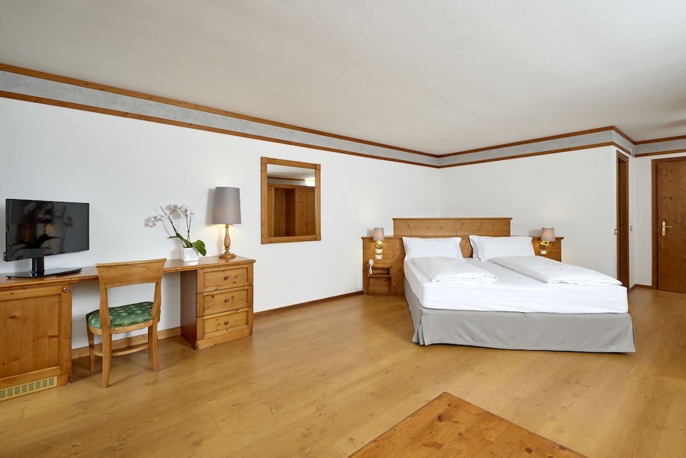 GRAND HOTEL MISURINA 24/87
