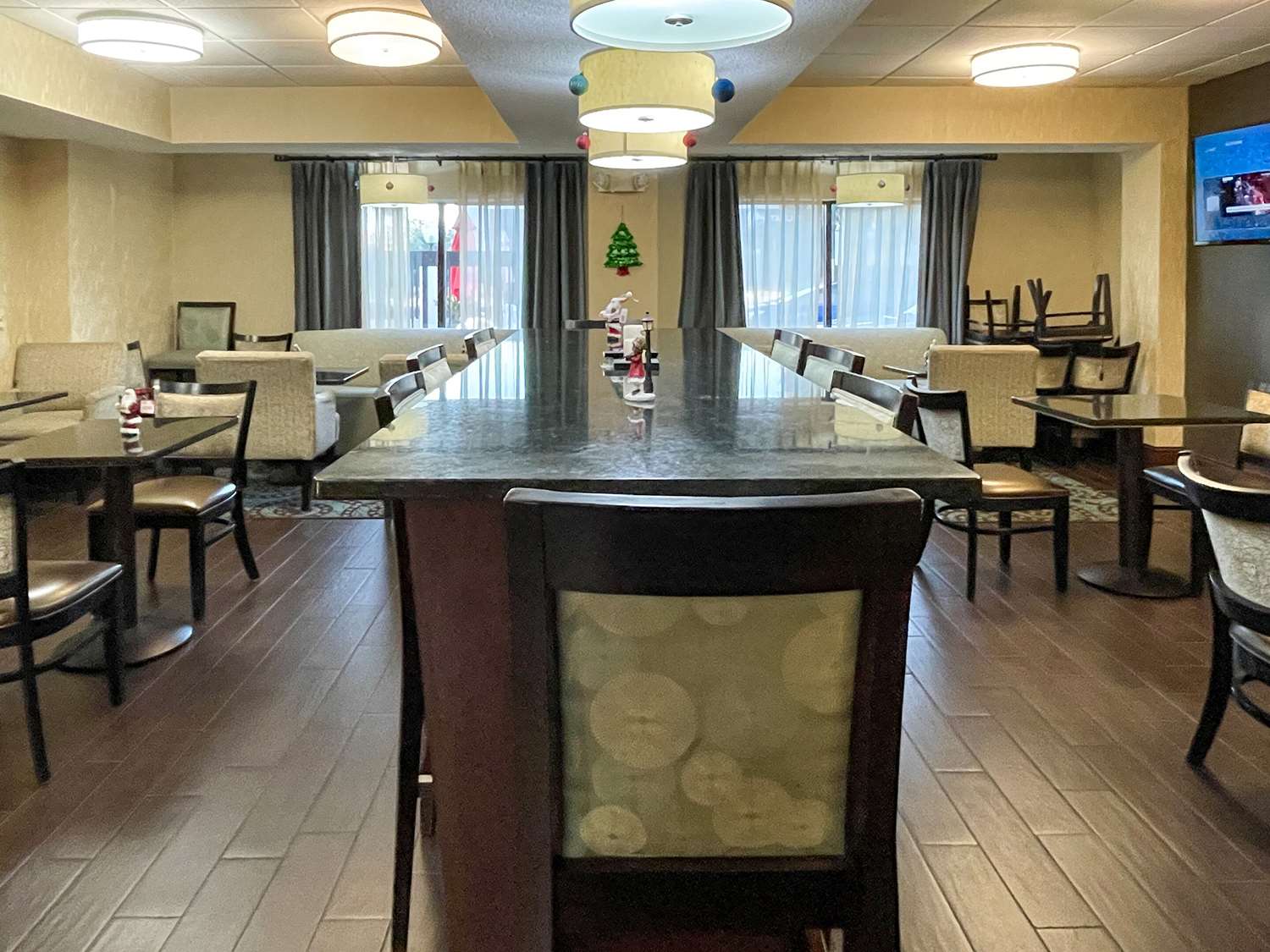 Comfort Inn Darien - North Brunswick 19/22